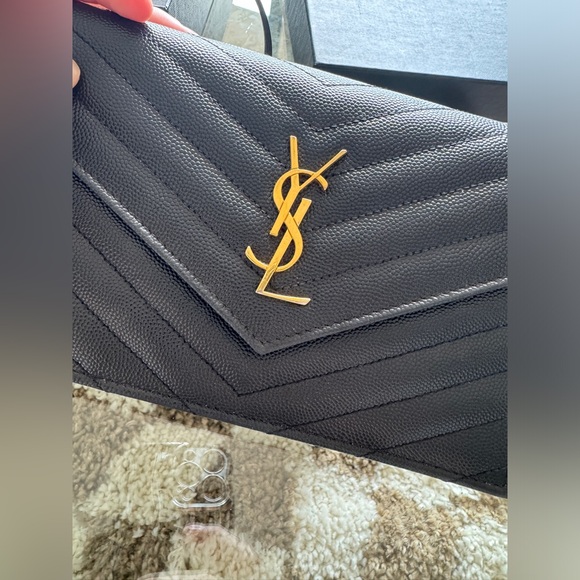 YSL Black Wallet on Chain (gold hardware) - Picture 5 of 11